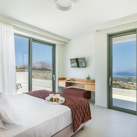 Luxurious Villa Cretan Aura With Private Heated Pool, Jacuzzi And Playroom Agios Ioannis  ภายนอก รูปภาพ